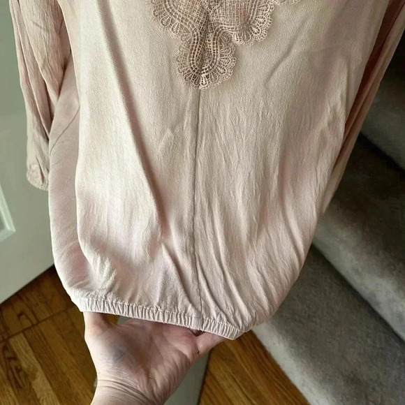 NWOT Size L Blush top with Lace chest accent from Express - Picture 4 of 7